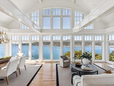 335 Golden Gate Avenue