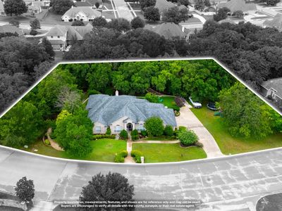2001 Country Brook Dr