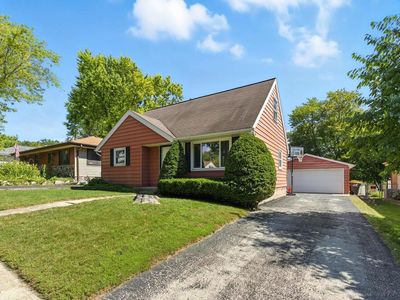 Property at 1801 Santa Barbara DRIVE, Waukesha, WI