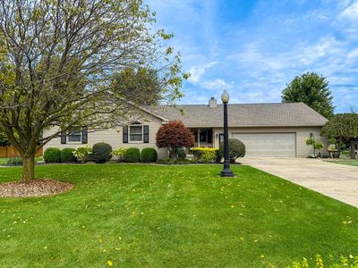 402 Dogwood Ln