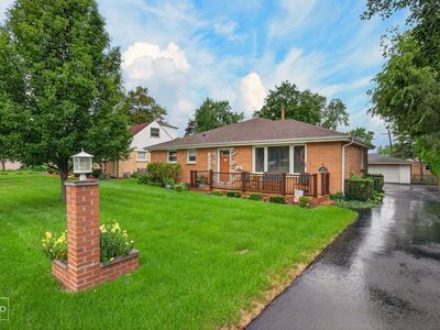 606 Banbury Ct