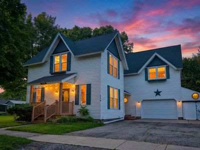 308 Emily St