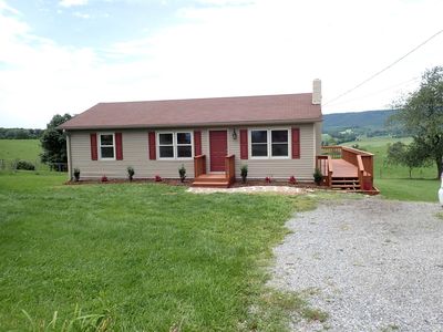 Property at 5909 Alum Spring Rd, Pulaski, VA