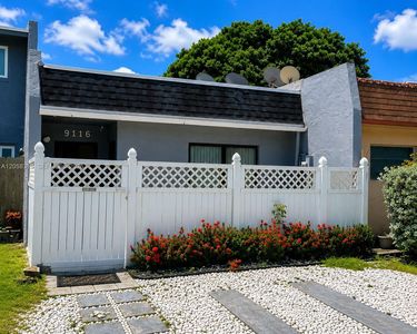 9116 NW 35th Pl