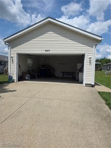 649 Kingfisher Ct