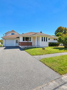 29 Eastern Avenue