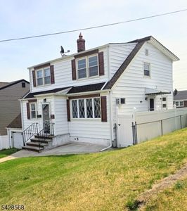 Property at 7 Barnard Pl, North Arlington, NJ