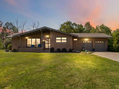 1108 Meadow Ln