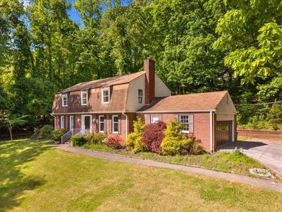 1005 Rocky Ln