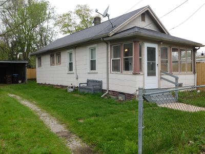 219 N Lincoln St