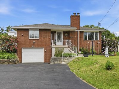 210 Pontiac Ave