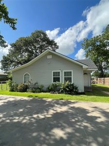 1006 South St