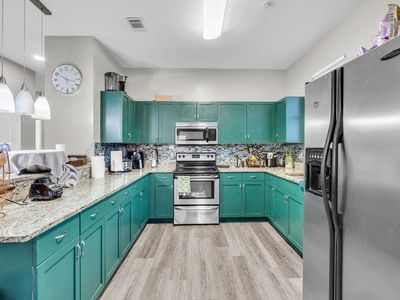 870 Mayson Turner Rd NW Unit 1246