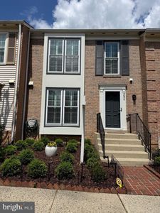 5650 Ridge View Dr