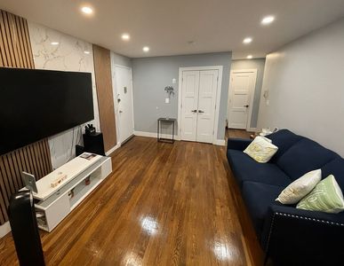 180 Van Cortlandt Park S APT 5J