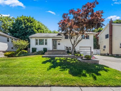 7 Margaret Drive
