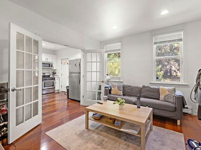 36 Perry St