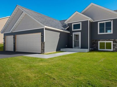 Property at 106 Maple Ct, Cannon Falls, MN