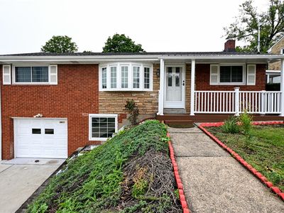 5166 Leona Dr