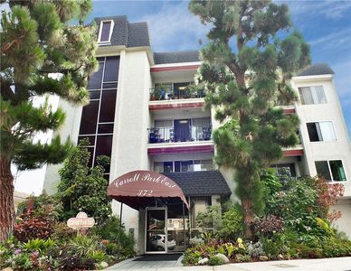 372 Carroll Park E #E-406