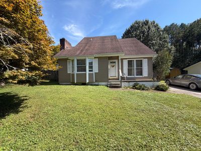 Property at 8 Castleford Way, Middlesboro, KY