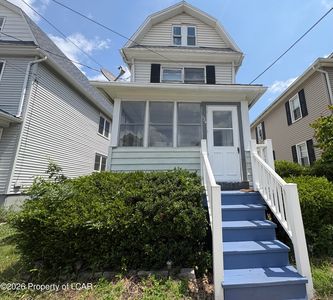 124 Church St