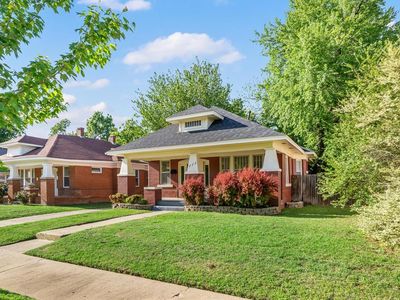 111 NW 25th St