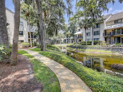36 Deallyon Ave APT 100
