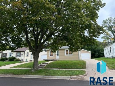 204 N Leaders Ave