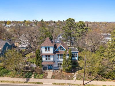 406 Olive St W