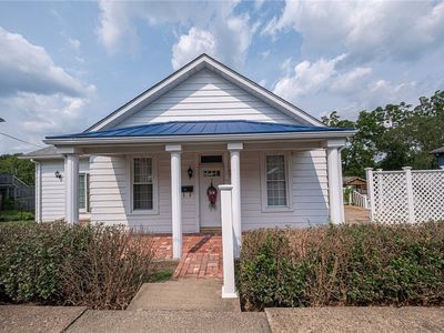 15 Florence Ave