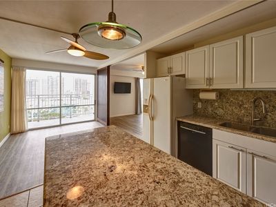 1655 Makaloa St APT 1807
