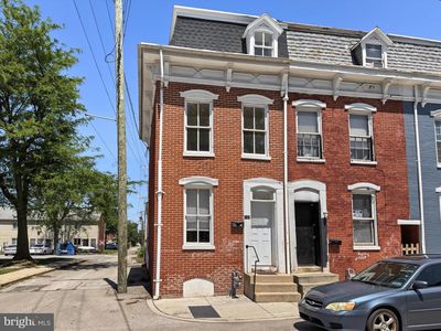 131 E Maple St