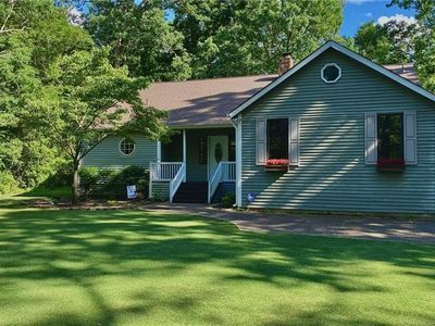1605 Cornus Ct