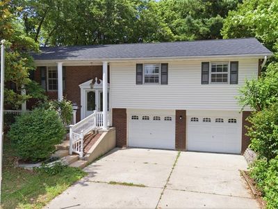 7738 Myrtlewood Dr