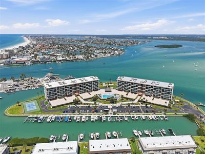 1 Key Capri APT 608W