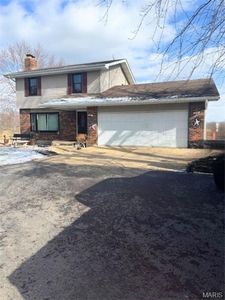 7205 Highway 100