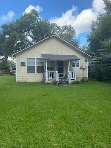 Property at 1611 6th St, Rosenberg, TX