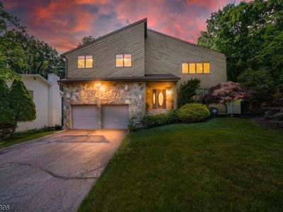 72 Agawam Dr