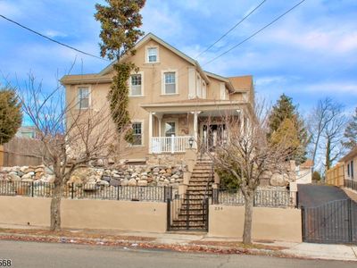 234 Holmes Street