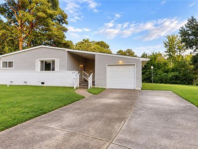 300 Pepper Mill Ct