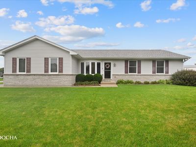Property at 190 N Juniper St, Cortland, IL