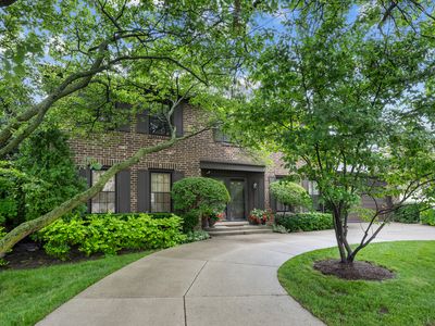 40 Fairview Ave