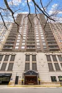 1250 N Dearborn St APT 6A