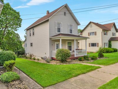 8 Prospect Ave