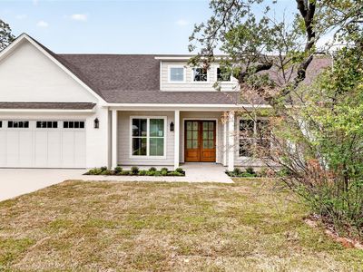 212 Greenway Dr