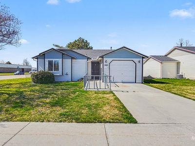 17 S Benewah Dr