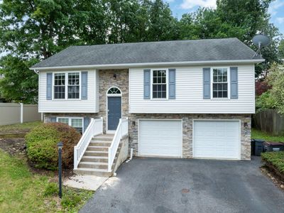158 McKivison Ct