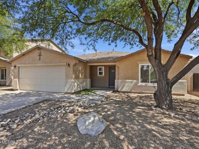 5929 E Cedarbird Dr