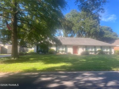 808 Brentwood Blvd